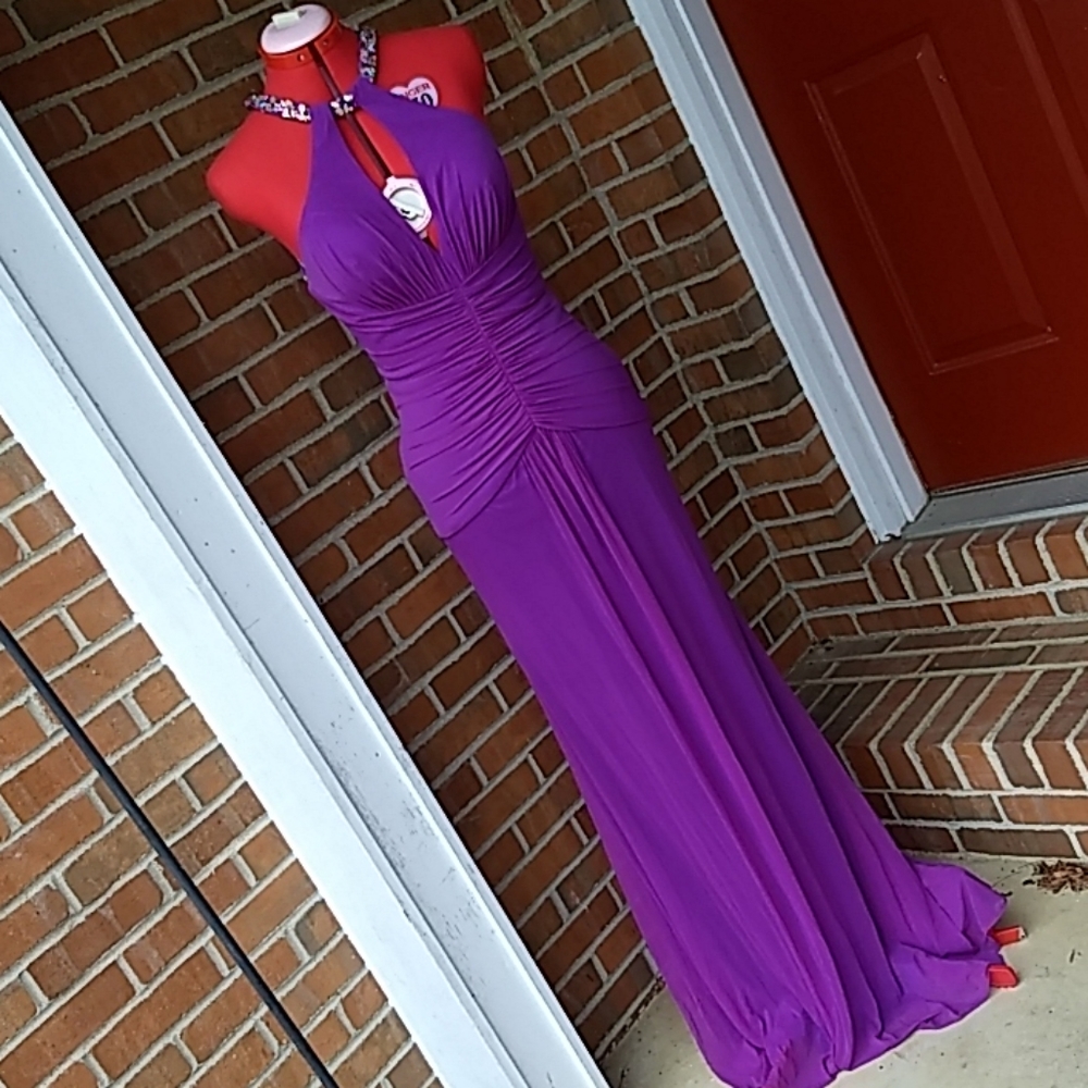 NWT Sz 6 Faviana prom dress